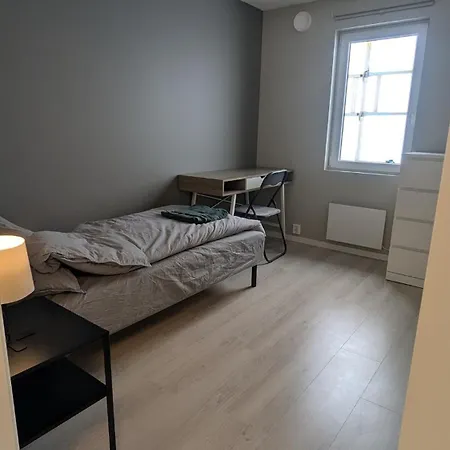 Апартаменты New 5 Bedrooms ! Stovner, *