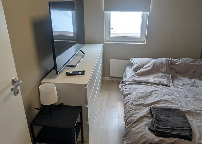 New 5 Bedrooms ! Stovner, * אוסלו