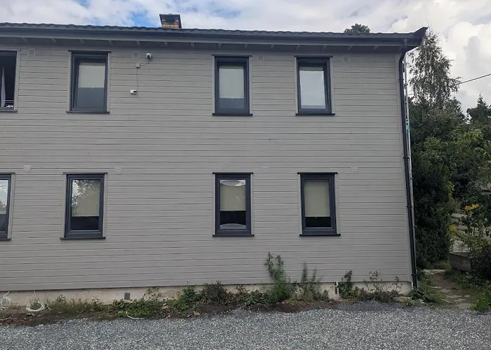 דירה New 5 Bedrooms ! Stovner,